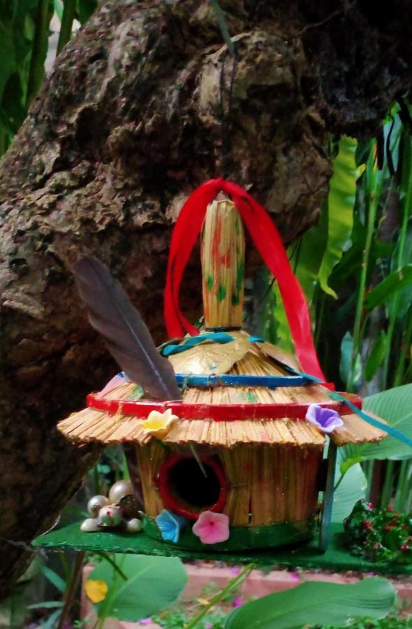 Shalana Homestay- Formerly Teka Teki House سمينياك المظهر الخارجي الصورة