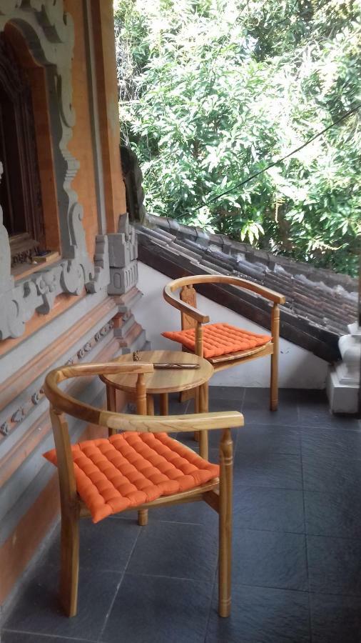 Shalana Homestay- Formerly Teka Teki House سمينياك المظهر الخارجي الصورة